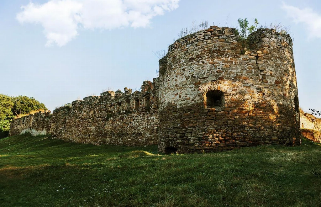 Замок в Микулинцях